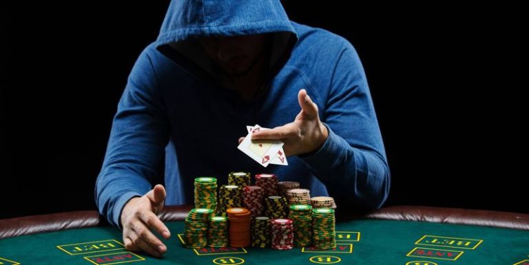 Các thuật ngữ poker online dành cho các đối tượng người chơi